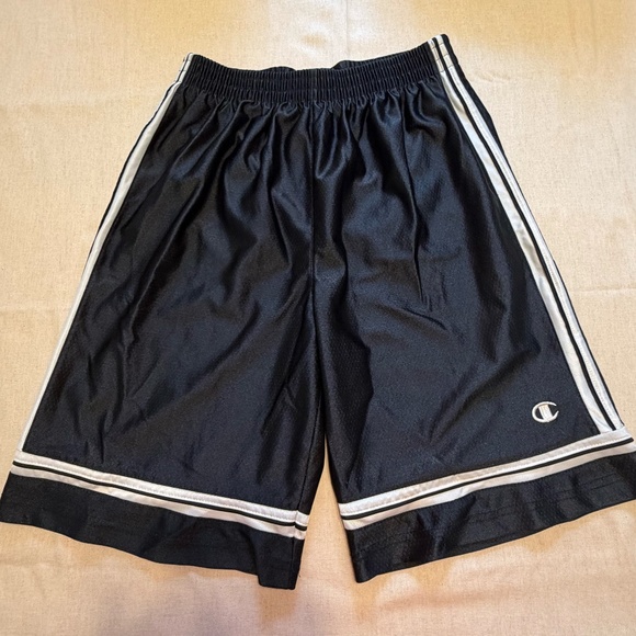 Vintage Champion Shorts - Picture 2 of 3